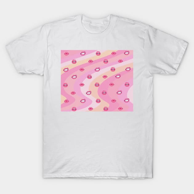 retro lips pattern T-Shirt by karaokes